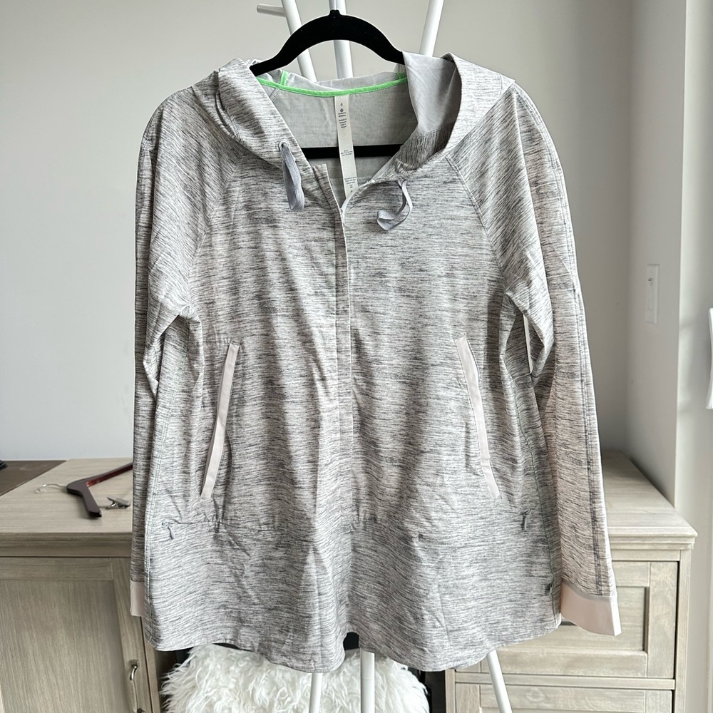 Lululemon Gray Marled Hooded Windbreaker